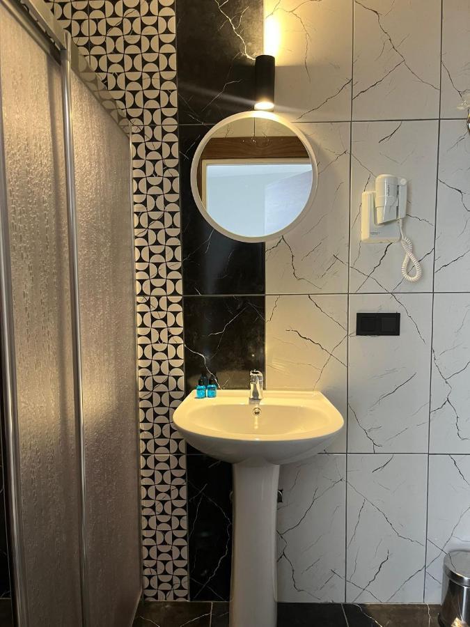 Tuzla Suite Otel Истанбул Екстериор снимка